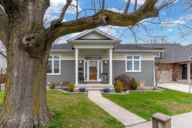 190 Rykert St, House detached with 2 bedrooms, 3 bathrooms and 2 parking in St. Catharines ON | Image 1