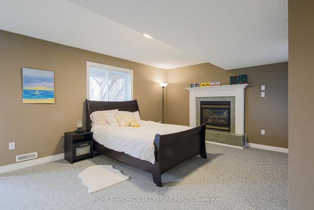 956 Guildwood Blvd Blvd E, House detached with 4 bedrooms, 4 bathrooms and 4 parking in London ON | Image 22