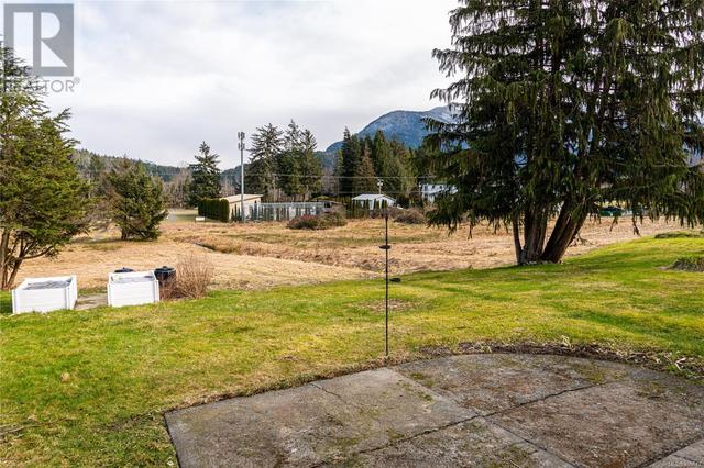 491 Macmillan Dr, House detached with 4 bedrooms, 3 bathrooms and 4 parking in Sayward BC | Image 5