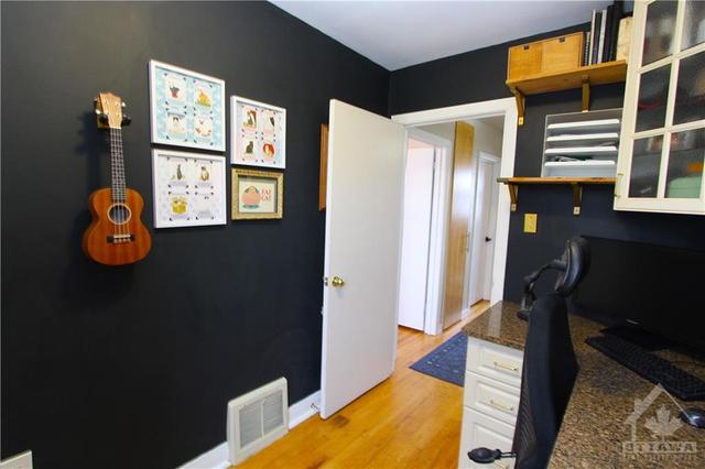 1284 Trenton Avenue, Home with 3 bedrooms, 1 bathrooms and 1 parking in Ottawa ON | Image 21