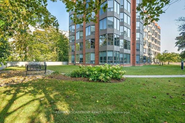 307 - 2121 Lakeshore Rd, Condo with 2 bedrooms, 2 bathrooms and 1 parking in Burlington ON | Image 31