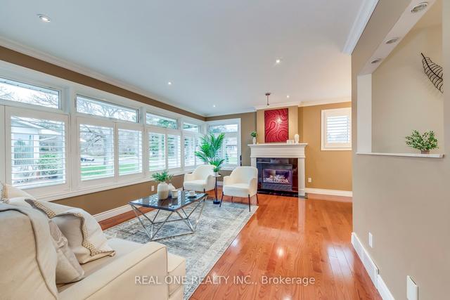 1216 Holton Heights Dr, House detached with 2 bedrooms, 2 bathrooms and 10 parking in Oakville ON | Image 23