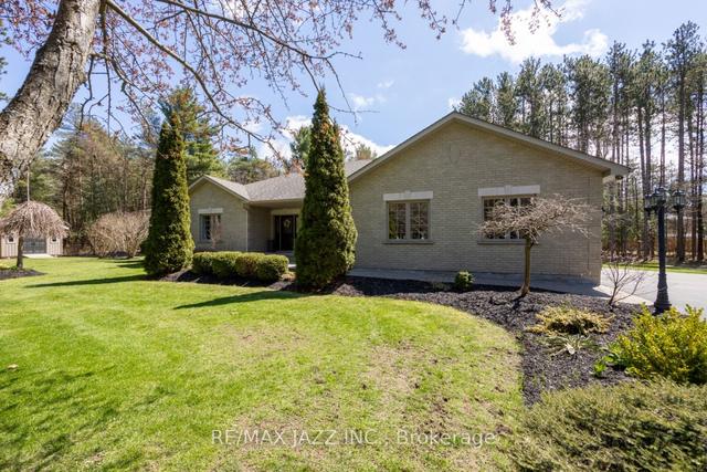 22 Sumac Rd, House detached with 4 bedrooms, 4 bathrooms and 10 parking in Clarington ON | Image 36