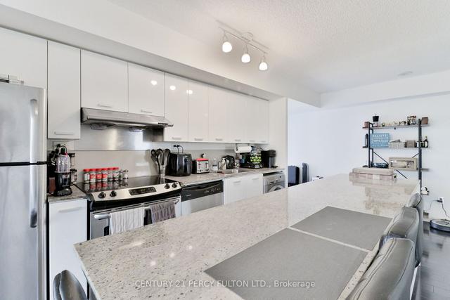 905 - 33 Singer Crt, Condo with 2 bedrooms, 2 bathrooms and 1 parking in Toronto ON | Image 7