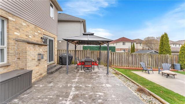 1226 Darnley Boulevard, House detached with 4 bedrooms, 2 bathrooms and 2 parking in London ON | Image 30