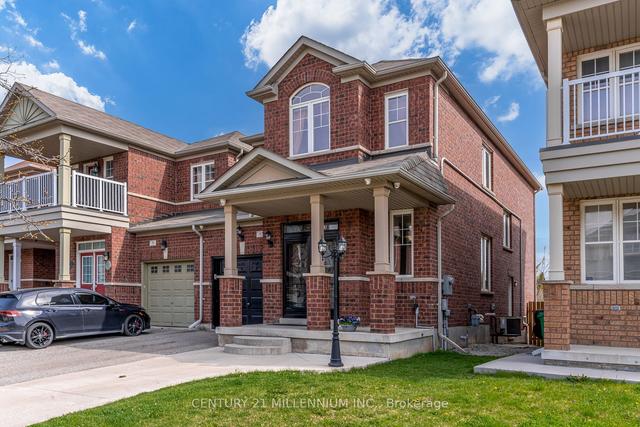 93 Iceland Poppy Tr, House attached with 3 bedrooms, 3 bathrooms and 3 parking in Brampton ON | Image 12
