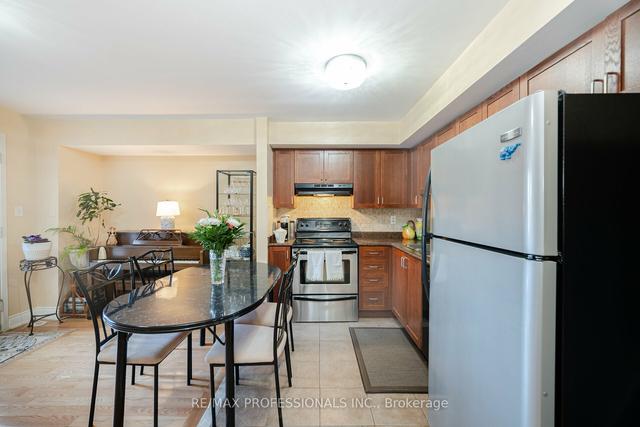 4 - 3985 Eglinton Ave W, Townhouse with 2 bedrooms, 2 bathrooms and 1 parking in Mississauga ON | Image 22