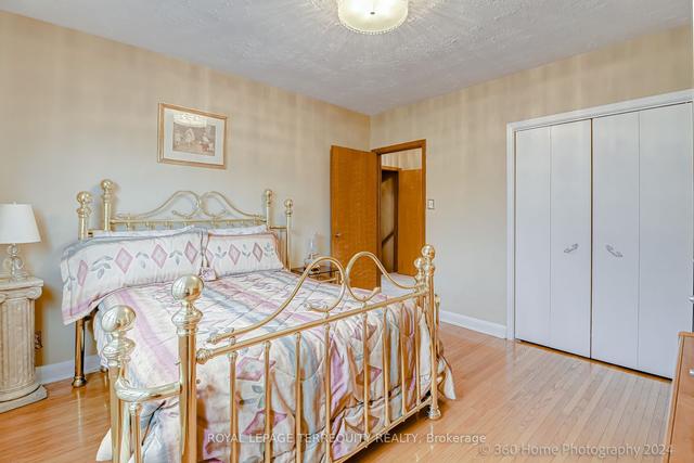 146 Earlscourt Ave, House detached with 2 bedrooms, 2 bathrooms and 2 parking in Toronto ON | Image 10