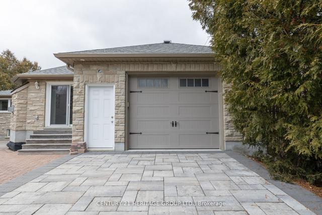 35 Railway St, House detached with 3 bedrooms, 2 bathrooms and 14 parking in Vaughan ON | Image 31