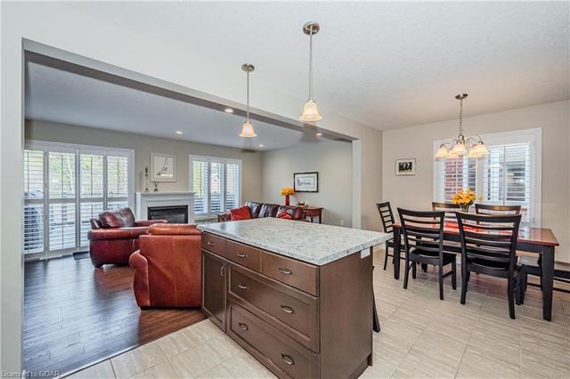 82 Dawes Avenue, House semidetached with 3 bedrooms, 3 bathrooms and 2 parking in Guelph ON | Image 7