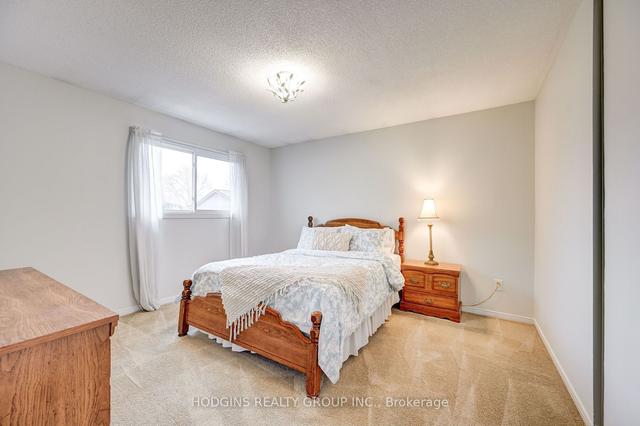 109 Clansman Tr, House detached with 3 bedrooms, 3 bathrooms and 6 parking in Mississauga ON | Image 11