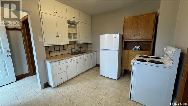 745 6th Street E, House detached with 3 bedrooms, 2 bathrooms and null parking in Prince Albert SK | Image 7