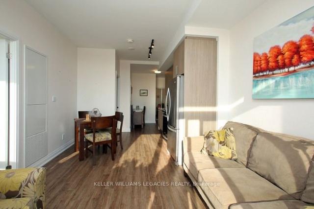903 - 286 Main St, Condo with 2 bedrooms, 2 bathrooms and 0 parking in Toronto ON | Image 15
