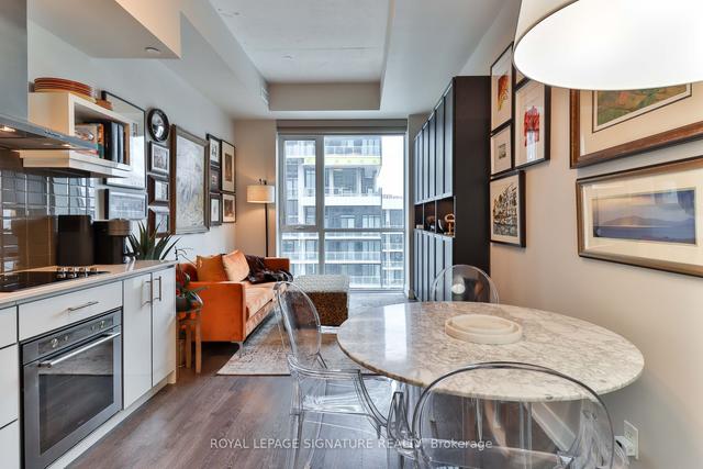 704 - 75 The Donway W, Condo with 1 bedrooms, 1 bathrooms and 1 parking in Toronto ON | Image 3