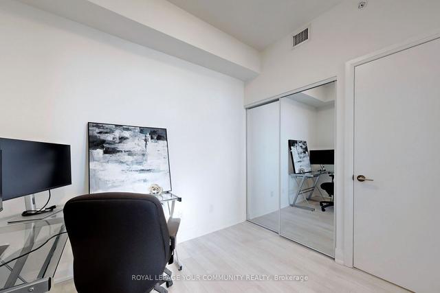1808 - 1461 Lawrence Ave W, Condo with 2 bedrooms, 2 bathrooms and 1 parking in Toronto ON | Image 9