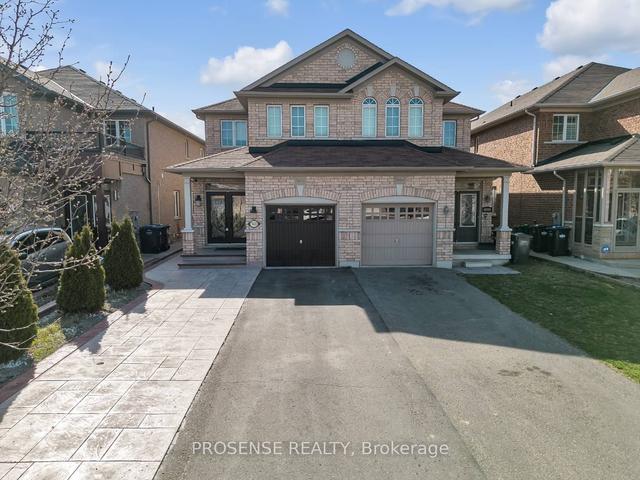 7402 Saint Barbara Blvd, House semidetached with 4 bedrooms, 4 bathrooms and 4 parking in Mississauga ON | Image 29