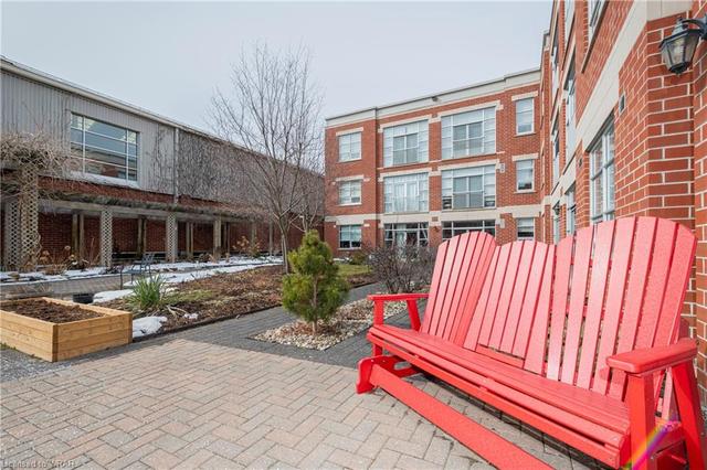 121 - 165 Duke Street E, House attached with 1 bedrooms, 1 bathrooms and 1 parking in Kitchener ON | Image 38