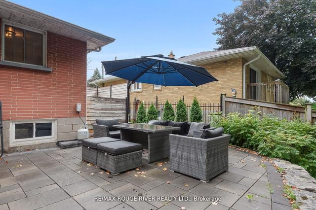 1101 Walnut St W, House detached with 3 bedrooms, 2 bathrooms and 2 parking in Whitby ON | Image 31