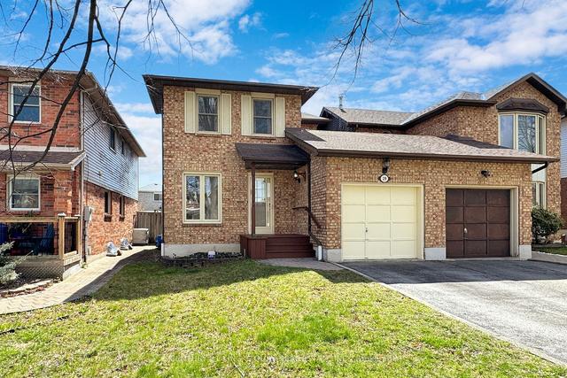 29 Hewitt Cres, House detached with 3 bedrooms, 2 bathrooms and 3 parking in Ajax ON | Image 1