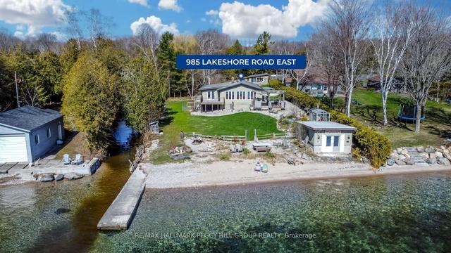 985 Lakeshore Rd E, House detached with 3 bedrooms, 2 bathrooms and 8 parking in Oro Medonte ON | Image 1