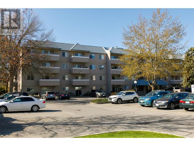 405 - 3180 De Montreuil Court, Condo with 2 bedrooms, 2 bathrooms and 1 parking in Kelowna BC | Image 17