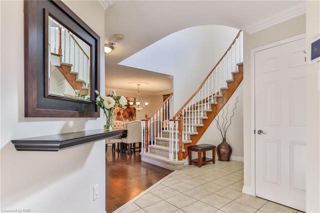 95 Standish Street, House detached with 4 bedrooms, 2 bathrooms and 4 parking in Halton Hills ON | Image 34