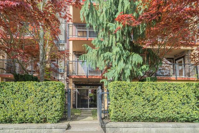 109 - 8328 207a Street, Condo with 1 bedrooms, 1 bathrooms and 2 parking in Langley BC | Image 21