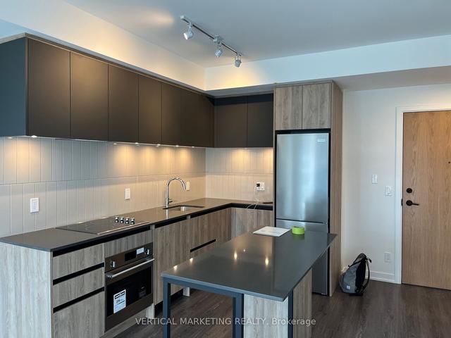 1118 - 7950 Bathurst St, Condo with 1 bedrooms, 1 bathrooms and 1 parking in Vaughan ON | Image 3
