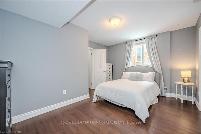 71 King St, House detached with 4 bedrooms, 4 bathrooms and 7 parking in Guelph ON | Image 26