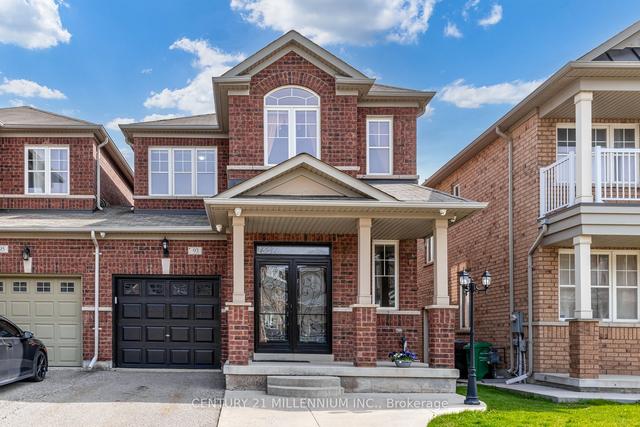 93 Iceland Poppy Tr, House attached with 3 bedrooms, 3 bathrooms and 3 parking in Brampton ON | Image 1