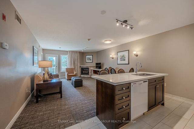 2220-21 - 90 Highland Dr, Condo with 2 bedrooms, 2 bathrooms and 2 parking in Oro Medonte ON | Image 12