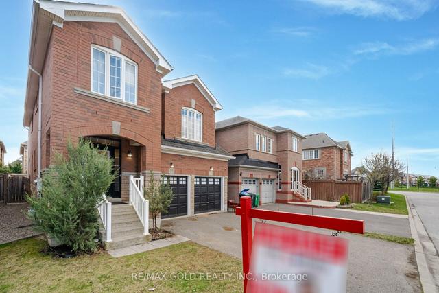 27 Treegrove Cres, House detached with 4 bedrooms, 4 bathrooms and 6 parking in Brampton ON | Image 23