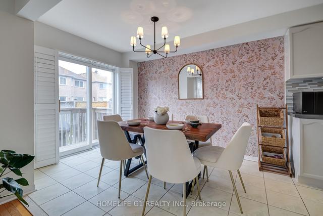 3063 Wrigglesworth Cres, House attached with 3 bedrooms, 4 bathrooms and 2 parking in Mississauga ON | Image 2