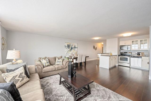 1108 - 695 Richmond St, Condo with 2 bedrooms, 2 bathrooms and 1 parking in London ON | Image 3