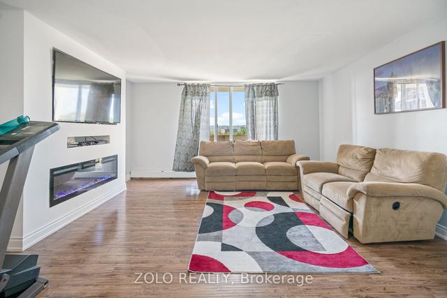 537 - 350 Quigley Rd, Condo with 3 bedrooms, 1 bathrooms and 1 parking in Hamilton ON | Image 6