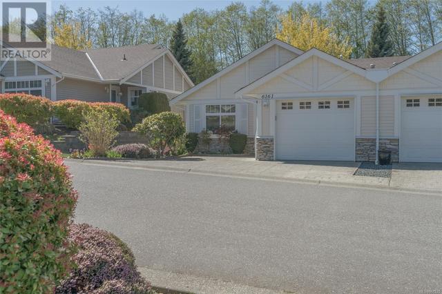6161 Rosecroft Pl, House attached with 2 bedrooms, 2 bathrooms and null parking in Nanaimo BC | Image 6
