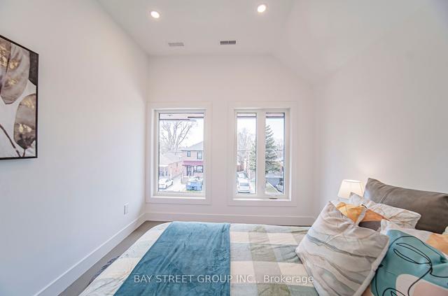 119 Preston St, House detached with 4 bedrooms, 5 bathrooms and 2 parking in Toronto ON | Image 15