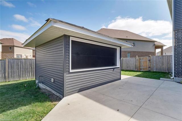 1568 Noah Bend, House detached with 4 bedrooms, 2 bathrooms and 4 parking in London ON | Image 38