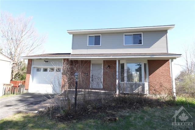 30 Duncan Street, House detached with 3 bedrooms, 3 bathrooms and 4 parking in Carleton Place ON | Image 1