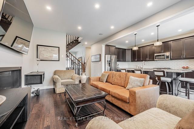 46 Faust Rdge, House detached with 4 bedrooms, 3 bathrooms and 3 parking in Vaughan ON | Image 33
