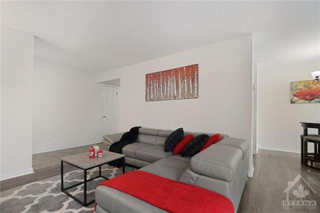 1 - 142 Bayview Station Road, Condo with 2 bedrooms, 2 bathrooms and 1 parking in Ottawa ON | Image 7
