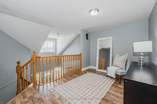 61 Marsh Cres, House detached with 4 bedrooms, 4 bathrooms and 6 parking in Guelph ON | Image 13