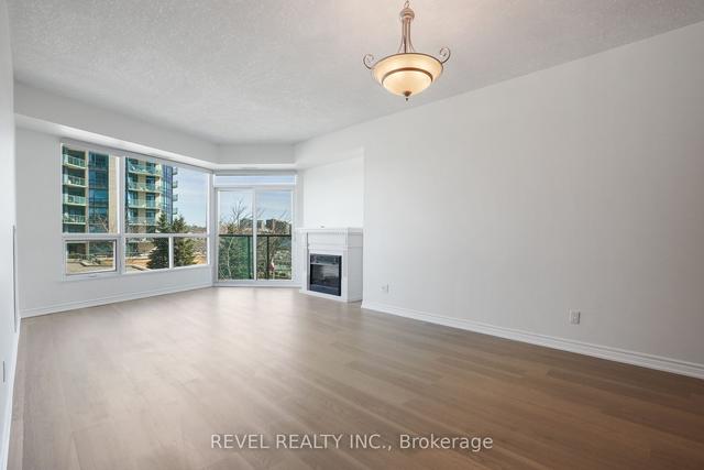 405 - 37 Ellen St, Condo with 2 bedrooms, 2 bathrooms and 1 parking in Barrie ON | Image 8