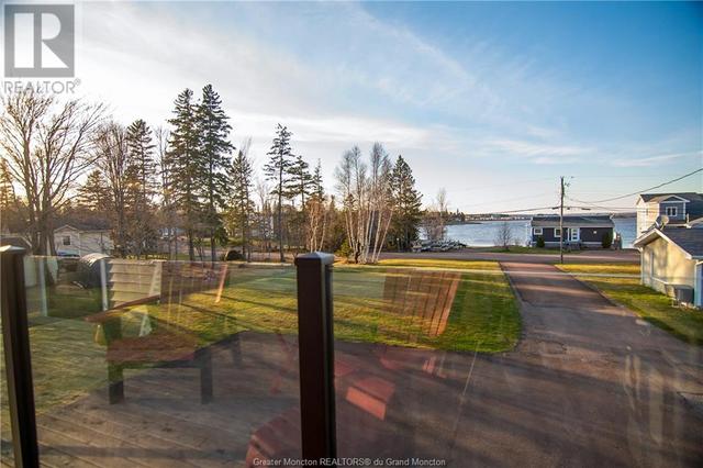 355 Cornwall Rd, House detached with 2 bedrooms, 2 bathrooms and null parking in Shediac NB | Image 5