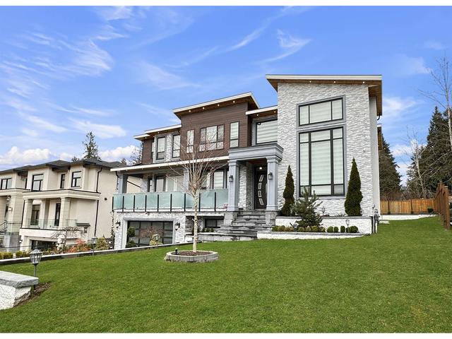 2908 165b Street, House detached with 7 bedrooms, 8 bathrooms and 6 parking in Surrey BC | Image 2