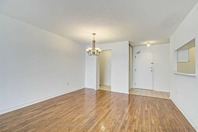 211 - 4185 Shipp Dr, Condo with 2 bedrooms, 2 bathrooms and 1 parking in Mississauga ON | Image 4