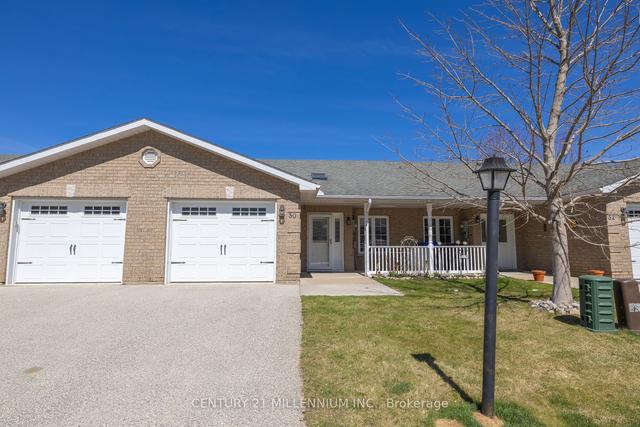 30 Meadow Lane N, House attached with 2 bedrooms, 2 bathrooms and 2 parking in Wasaga Beach ON | Image 11