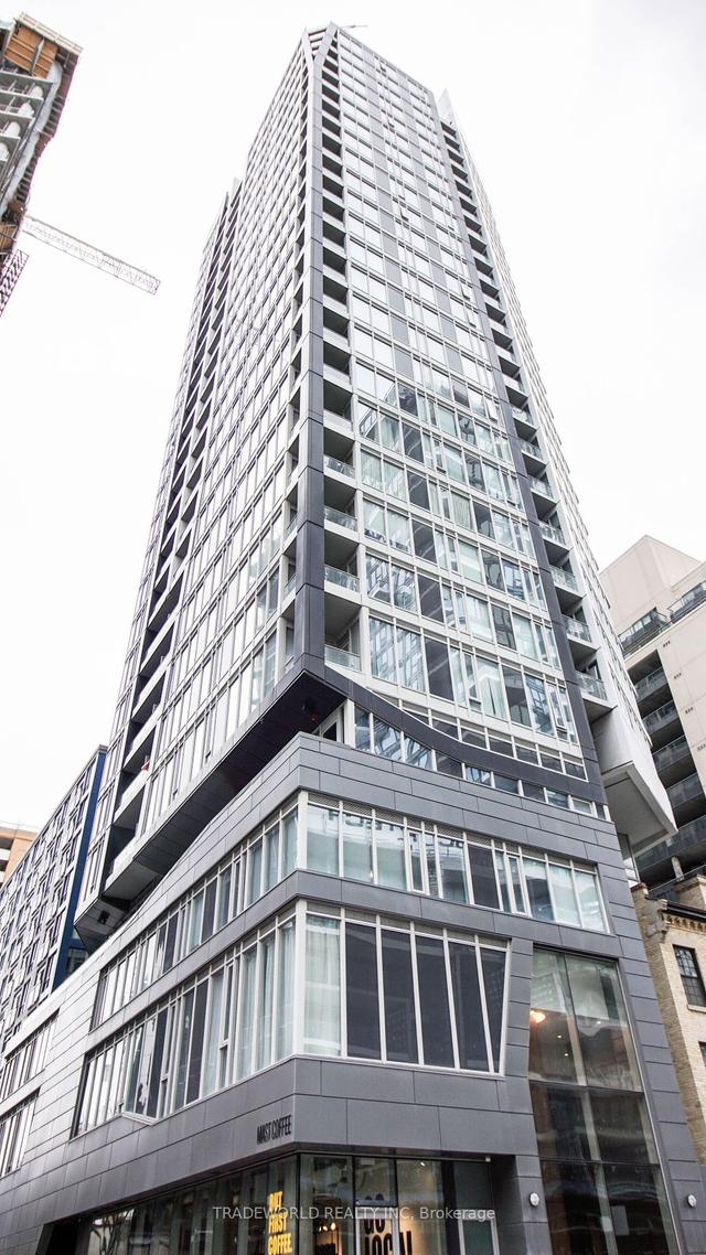 2703 - 68 Shuter St, Condo with 1 bedrooms, 1 bathrooms and 0 parking in Toronto ON | Image 1