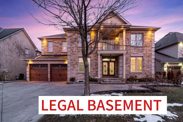 35 Louvre Circ, House detached with 4 bedrooms, 6 bathrooms and 9 parking in Brampton ON | Image 1