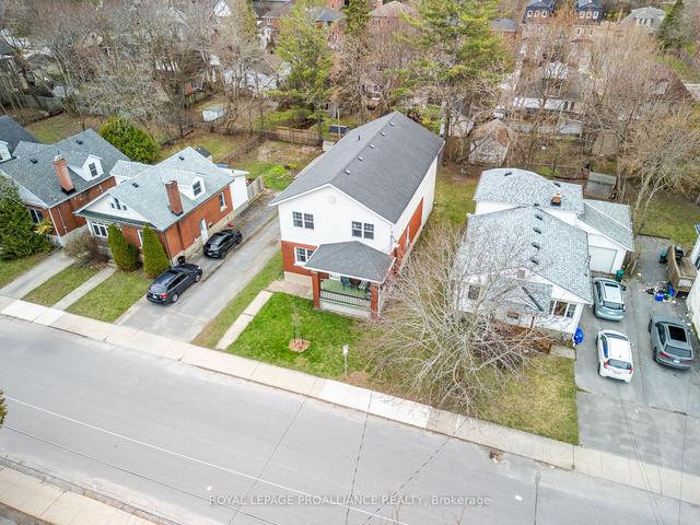 28 Toronto St, House detached with 4 bedrooms, 3 bathrooms and 5 parking in Kingston ON | Image 31